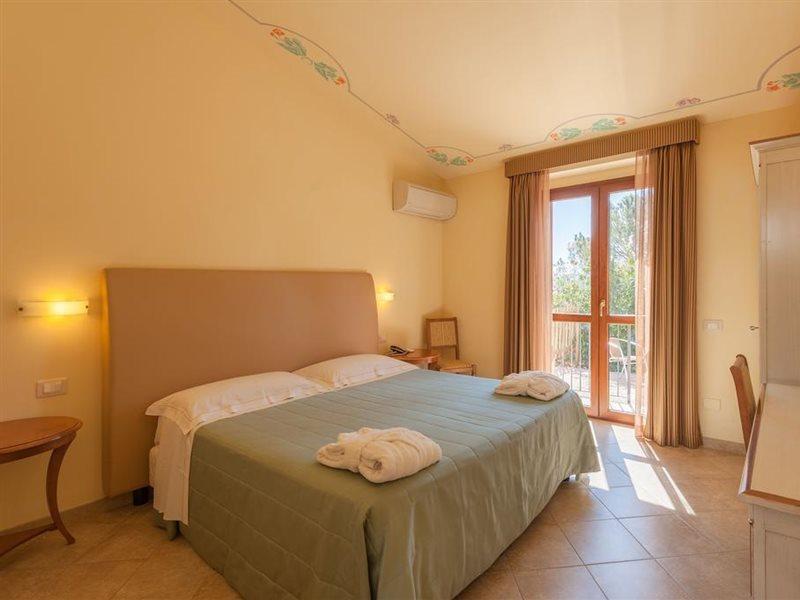 Hotel Saturno Fonte Pura Saturnia Exterior photo