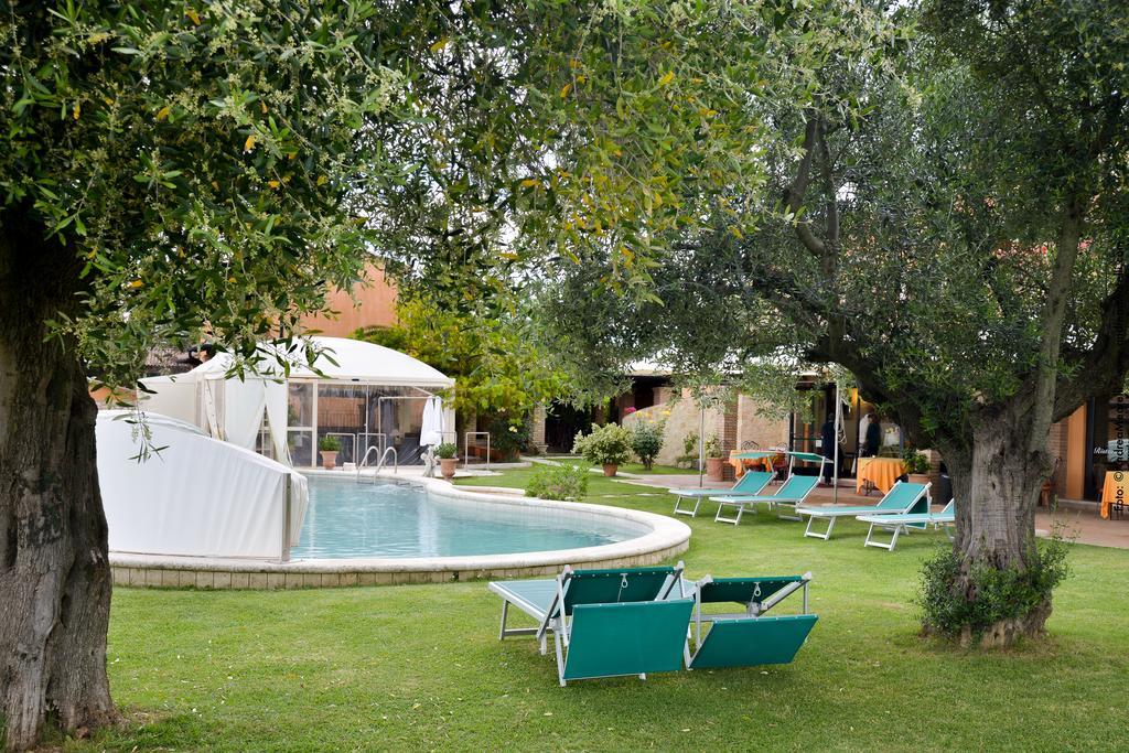 Hotel Saturno Fonte Pura Saturnia Exterior photo