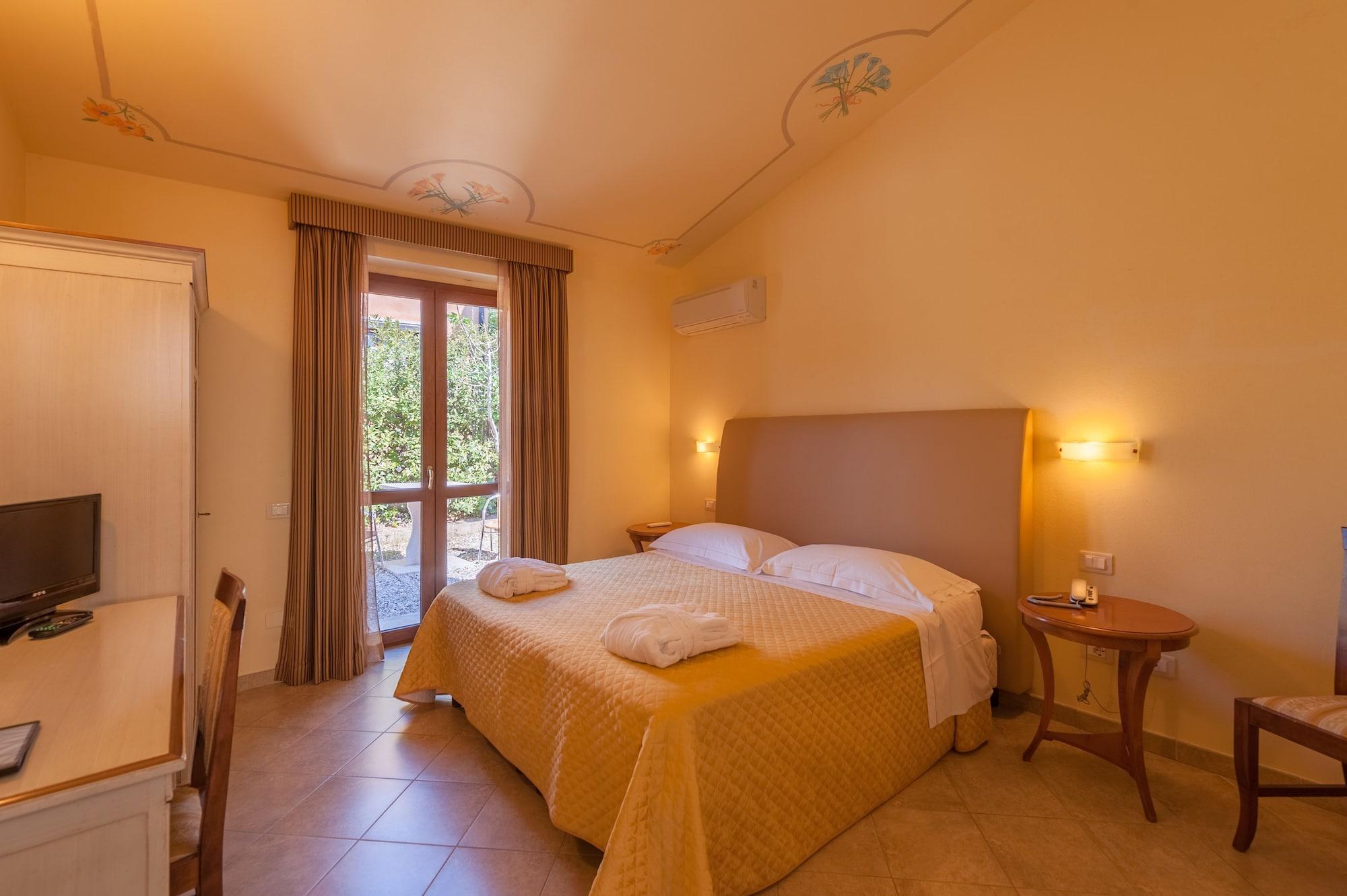 Hotel Saturno Fonte Pura Saturnia Exterior photo