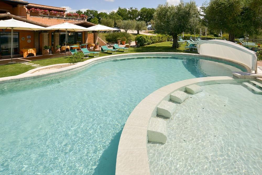 Hotel Saturno Fonte Pura Saturnia Exterior photo