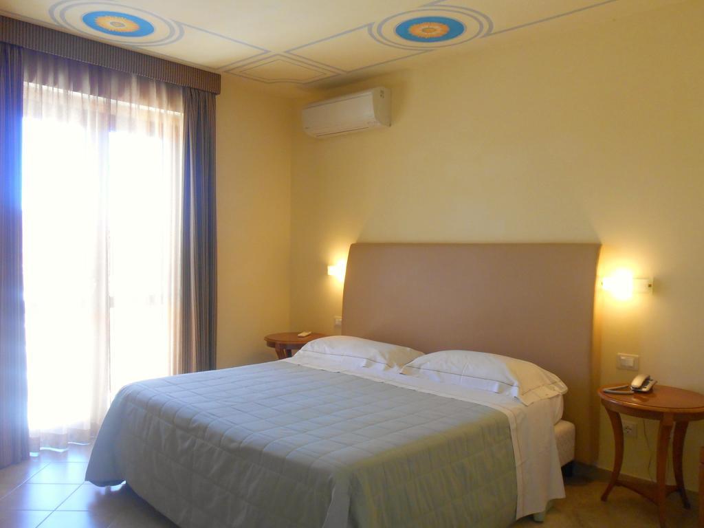 Hotel Saturno Fonte Pura Saturnia Exterior photo
