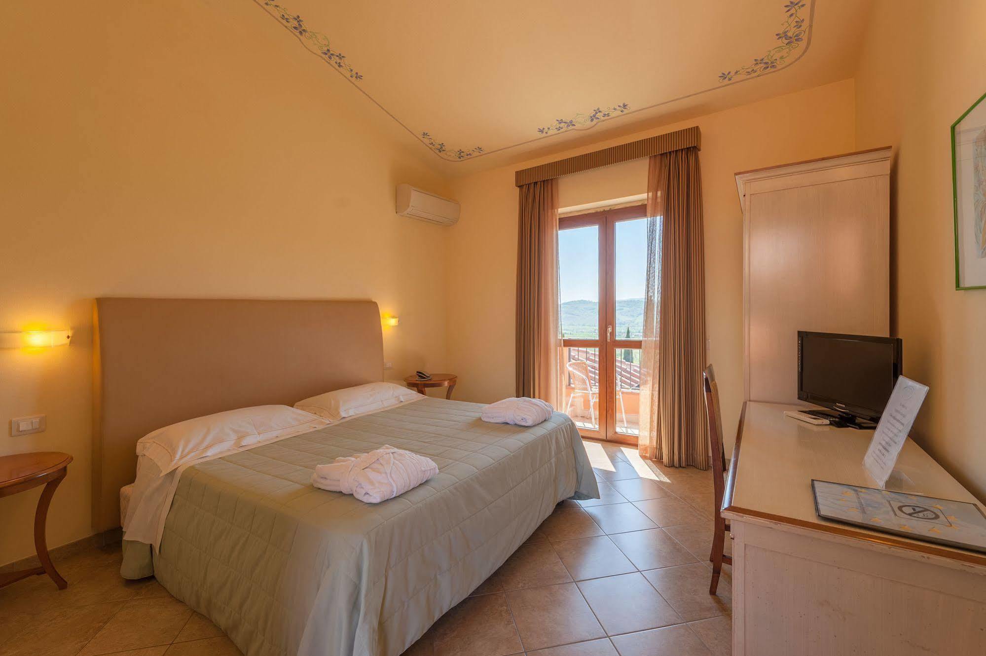 Hotel Saturno Fonte Pura Saturnia Exterior photo